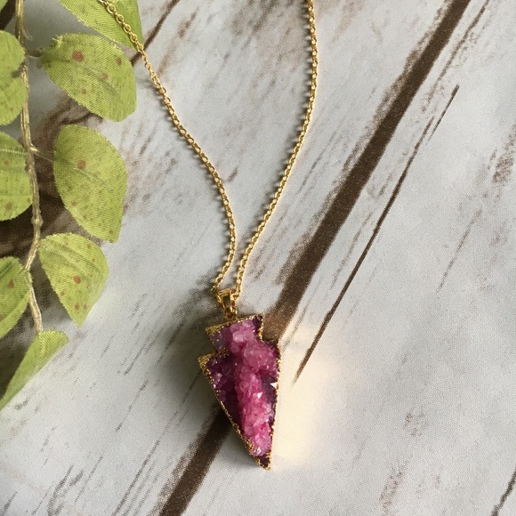 Jewelry - Natural agate necklace